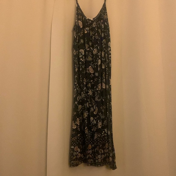 Millibon Paisley Adjustable Strap Maxi Dress - Picture 5 of 6